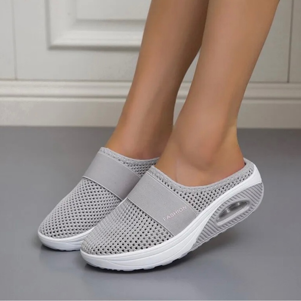 Women's Slip-on Walking Shoes With Air Cushion Platform Loafers - Grey